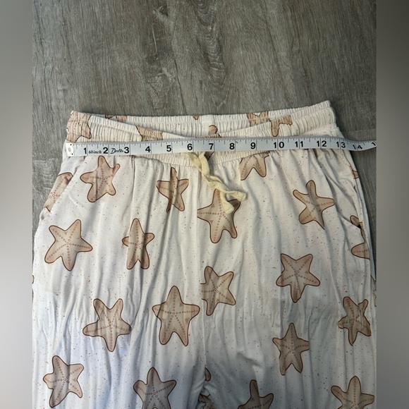 Bamboo Soft Women’s Pajamas Size Small Top and Joggers - Picture 10 of 12